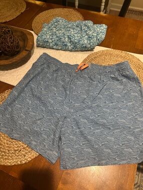Southern Tide Blue Wave-Pattern Swim Trunks with Coral Drawcord